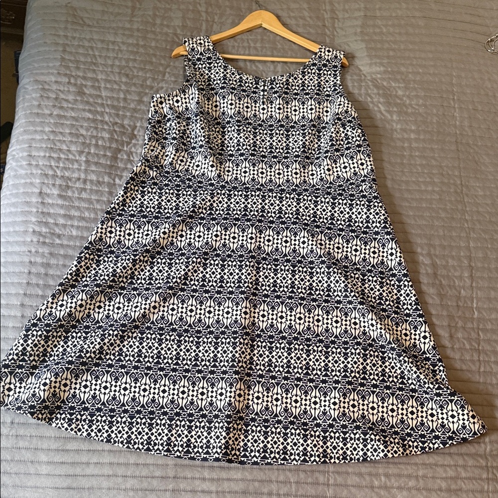 Talbots 2x Navy and White Asymmetrical Sleeveless Dress